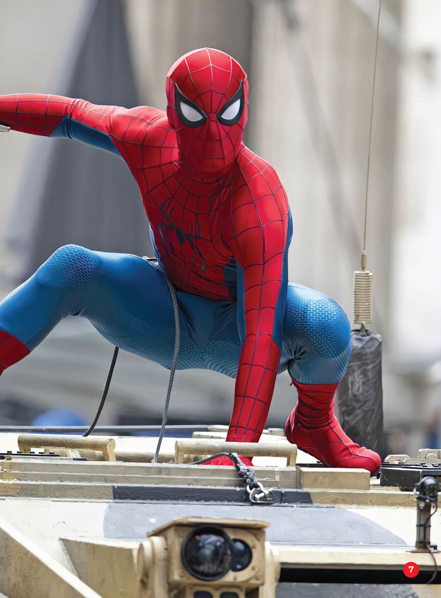 Spider-Man - The Ultimate Fan Guide & Activity Book: New Movie